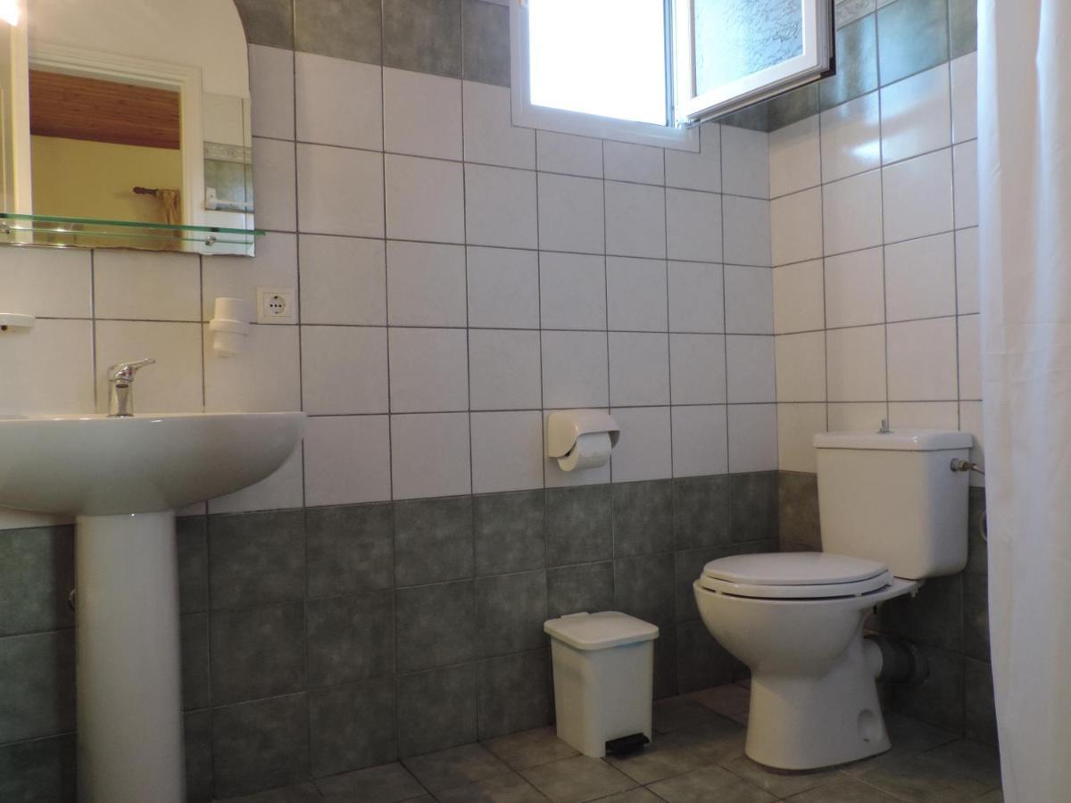 Apartments Peli-Maria Agios Stefanos Avliotes  ภายนอก รูปภาพ